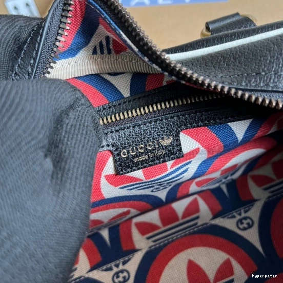 Hyperpeter bag Gucci Adidas x mini duffle 0730